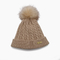 Γούνα Pom καπέλων Beanie για γυναικών πλεκτά καπέλων θηλυκά καλύμματα σχεδίων συστροφής χειμερινών τα μόδα