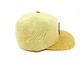 Κίτρινος επίπεδος ξηρός και αναπνεύσιμος κατάλληλος ινών εγκαταστάσεων καπέλων Snapback χείλων για το καλοκαίρι