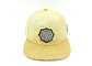 Κίτρινος επίπεδος ξηρός και αναπνεύσιμος κατάλληλος ινών εγκαταστάσεων καπέλων Snapback χείλων για το καλοκαίρι