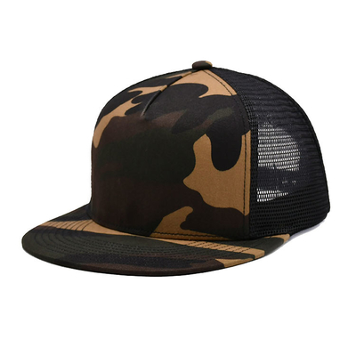 Πολυεστερικό πλέγμα Camo βαμβακερό ύφασμα Trucker Cap 5 Panel Flat Brim Outdoor Cap Customize Logo