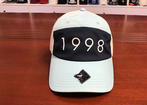 Γραπτό μαλακό λογότυπο εκτύπωσης 1998 καπέλων μπαμπάδων μπέιζ-μπώλ cOem που υφαίνει την πλαστική πόρπη