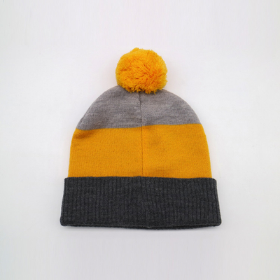 Ελαφριά 58CM πλέκουν τα καπέλα Beanie για τη χειμερινή εποχή μαύρο γκρίζο σε κίτρινο