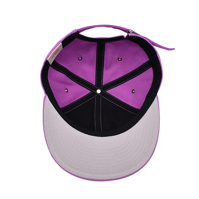 Προσαρμοσμένο ροζ 6 Panel Snapback Cap με επίπεδο οπτικό και 3D Embroidery Logo