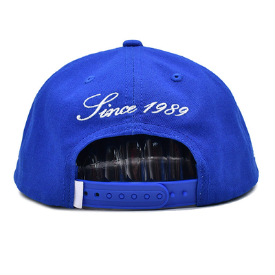 Αναπνευστικό καπέλο με επίπεδη άκρη με Custom Embroidery Logo