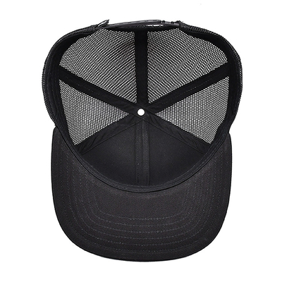 Αναπνευστικό βαμβάκι 6 πίνακα Unisex Trucker Cap με κεντημένο λογότυπο και υφασμένη ετικέτα