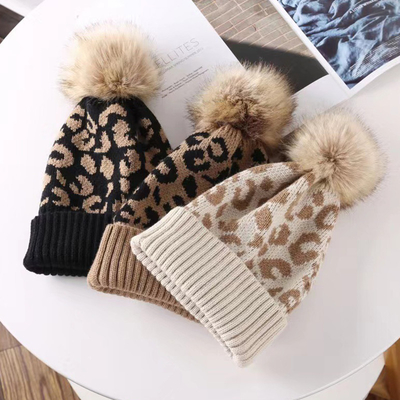 Υψηλής ποιότητας Pom Pom Winter Leopard Print Beanie Wholesale μαλακά ζεστά πλεκτά καπέλα με μαντήλια