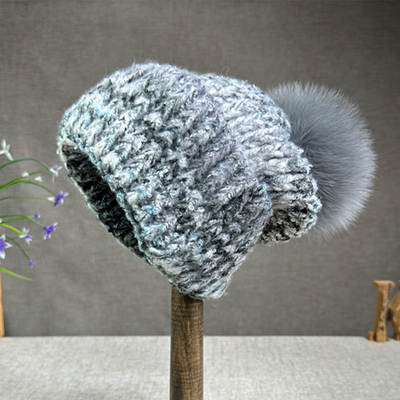 Γυναίκες Νέα Wool Rabbit Fur Fur Pompom Hat Oil Painting Style Outdoor Warm Skullies Beanie Χειμερινό καπέλο